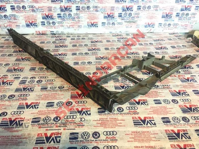 7P0121201J - RADYATÖR ÇERCEVESİ - Used Original