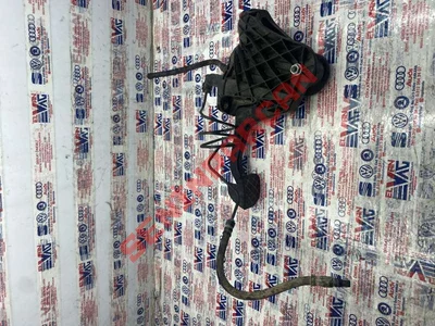 1K0721796M - DEBRİYAJ PEDALI - Used Original
