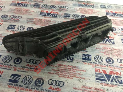 8T1819389 - BRAKET - Used Original