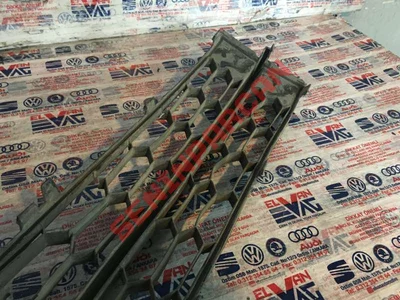 5JA853677 - HAVALANDIRMA IZGARASI