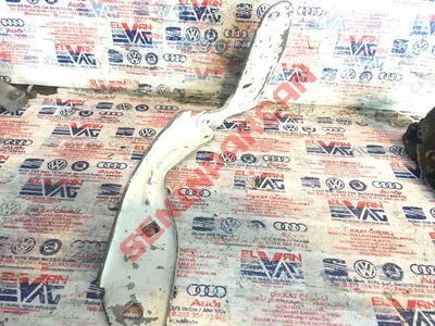 7P5823301C - KAPUT MENTEŞESİ - Used Original