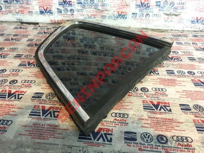 5NN845041E - YAN CAM