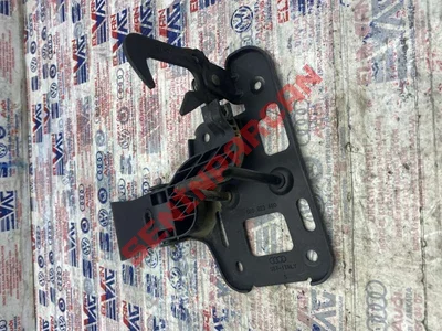 8R0823480 - KILIT KANCASI