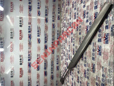 3G1853262AB - ÖN GÖĞSÜN SÜS ÇITASI