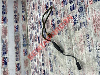 1J0972761 - TEMAS KILITLI YUVARLAK SOKET - Used Original
