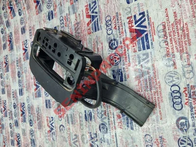 6N1713204 - KORUYUCU ŞERITLERE SAHIP