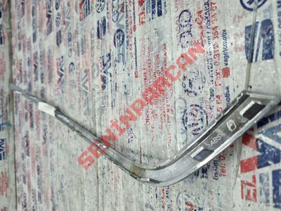 3C8853283 - BLENDAJ SÜS ÇITASI - Used Original