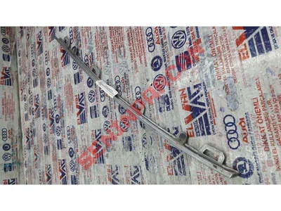 2HH853766 - RADYATÖR IZGARASININ SÜS ÇITAS