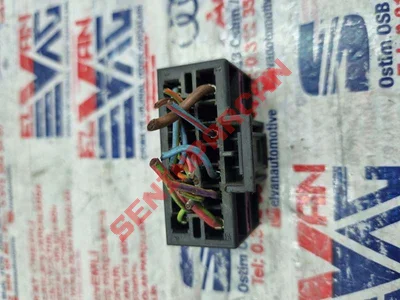 6Q0972923 - KABLO SOKETI