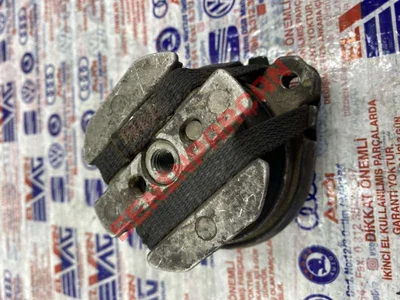4B3399151 - SANZUMANTRAVERSI - Used Original