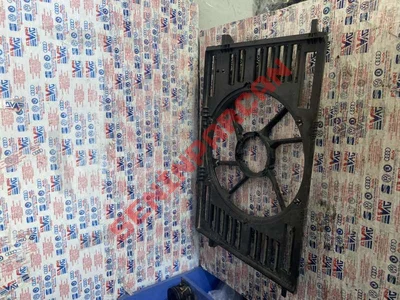 8W0121207 - FAN DAVLUMBAZI