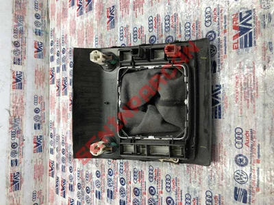 2H0863682 - ORTA KONSOL SİPERİ - Used Original