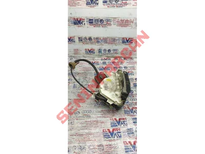 5K1837015 - KAPI KILIDI