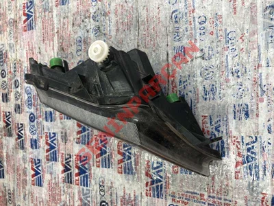 16D941699 - HALOJEN SIS FARI