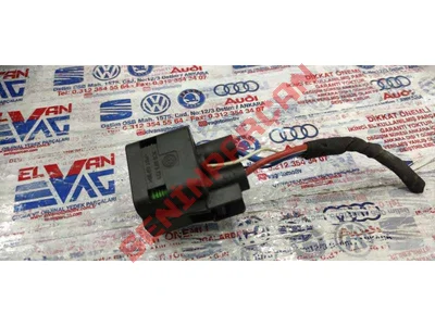 3C0973721 - KABLO SOKETI