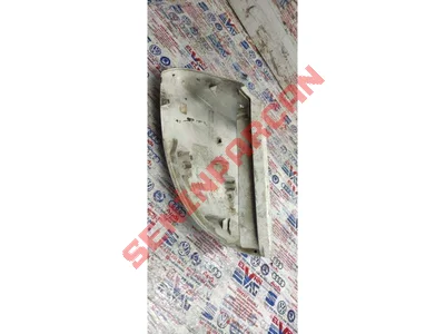 8R0857528 - AYNA KAPAĞI - Used Original