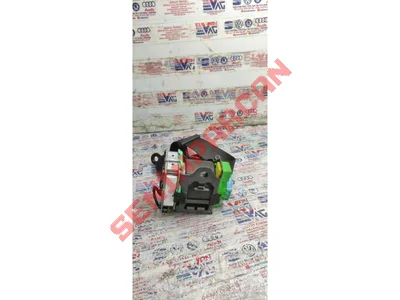 8J8857705D - OTOMATIK, KEMER GERDIRICISI VE