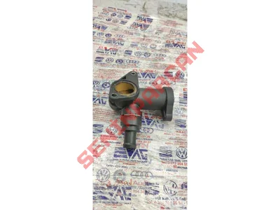 06B121132E - SU CIKIS FLANSI