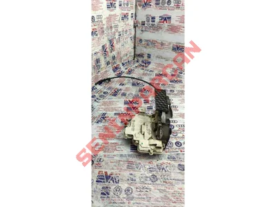 8J1837015A - KAPI KILIDI