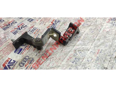 80A831403A - SCHARN HAELFTE V O L - Used Original