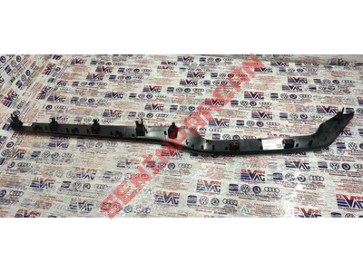 5E4853192 - ÖN GÖĞSÜN SÜS ÇITASI - Used Original