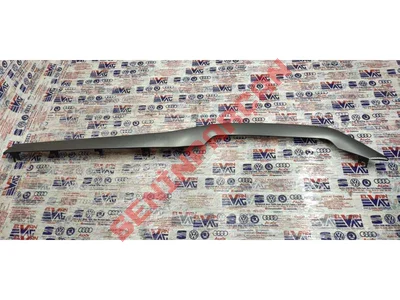 5E4853192 - ÖN GÖĞSÜN SÜS ÇITASI - Used Original