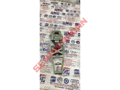 1T0839885 - KAPI KOLU BRAKETI