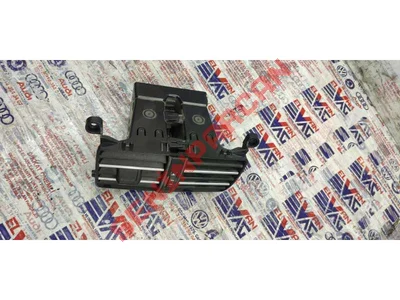 3G0864298K - ORTA KONSOL SİPERİ - Used Original