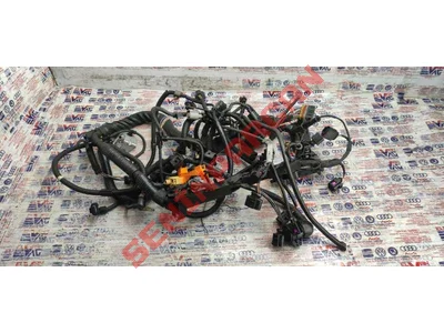 8E0973703C - KABLO SOKETI