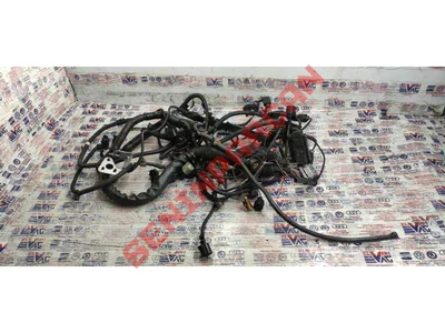 8E0973703C - KABLO SOKETI