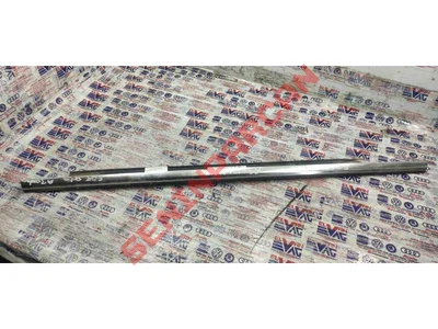 8V5853764C2ZZ - TEKER SPOYLERI