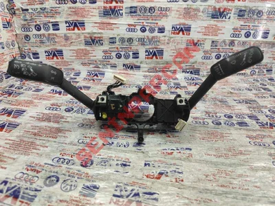 5Q0953502P - DİREKSİYON KOLU KOMB. ŞALTERİ