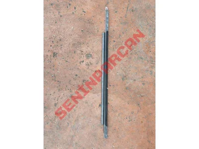 8U0853284 - SÜS ÇITASINA SAHIP CAM AĞIZ