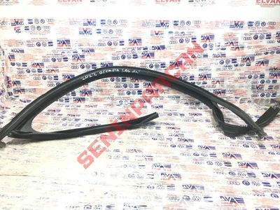 5E3837432 - SÜRGÜLÜ CAM KILAVUZU