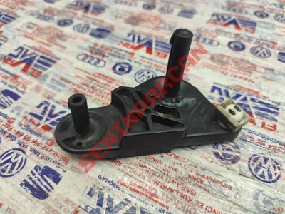 6Q0711203 - VİTES DEĞİŞTİRME KOLU - Used Original