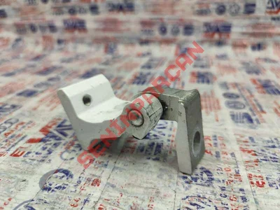 8P4833401A - KAPI MENTESESI