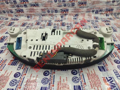 4B0920900K - GÖSTERGE TABLOSU