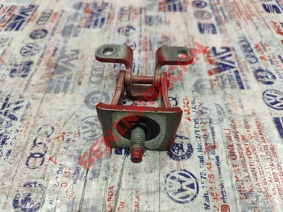 5E0827301A - MENTESE BAGAJ KAPAK SAG