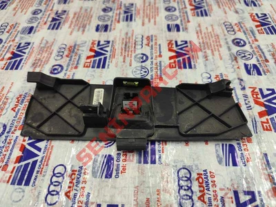 7P6919390A - LED LAMBASI