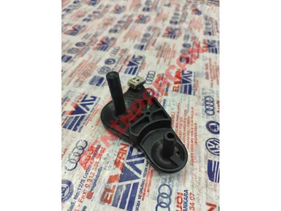 6Q0711203 - VİTES DEĞİŞTİRME KOLU - Used Original