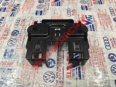 5Q0971856 - KABLO KANALI UST PARCA