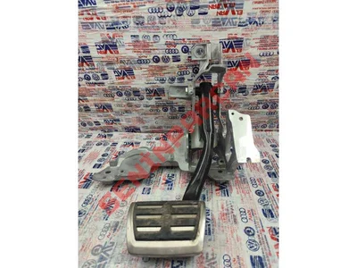 8W1723117B - PEDAL TAKIMININ YATAK BRAKETI