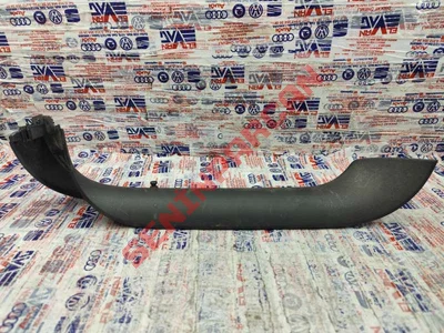 5NA867703B - BAGAJ KAPAĞI KAPLAMASI