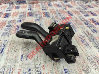 8P0953513B - SİNYAL LAMBASI, UZUN FAR VE