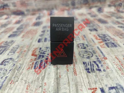 5JA953507D - DÖRTLÜ IKAZ LAMBASININ DÜĞMESI