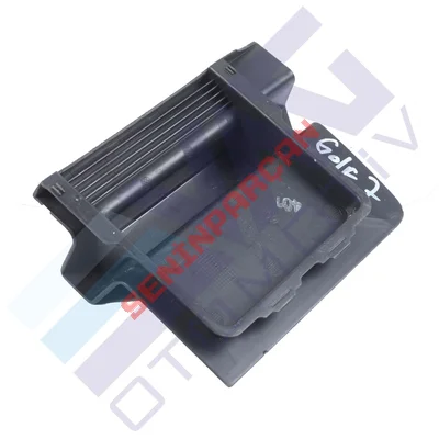 5G6867462A - TAKMA KAPAK