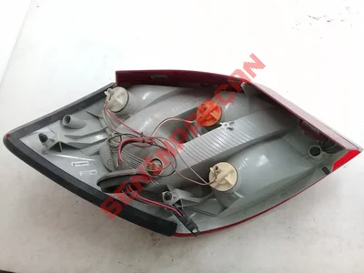 5J6945112A - STOP LAMBASI