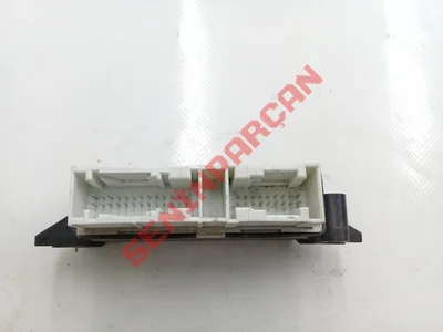 1K8919472B - PARK YARDIMI KONTROL ÜNİTESİ