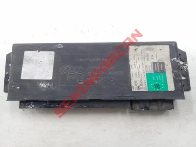 8N7962267 - ETIKET - Used Original