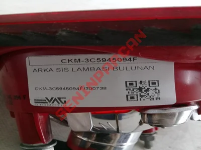 3C5945094F - ARKA SİS LAMBASI BULUNAN